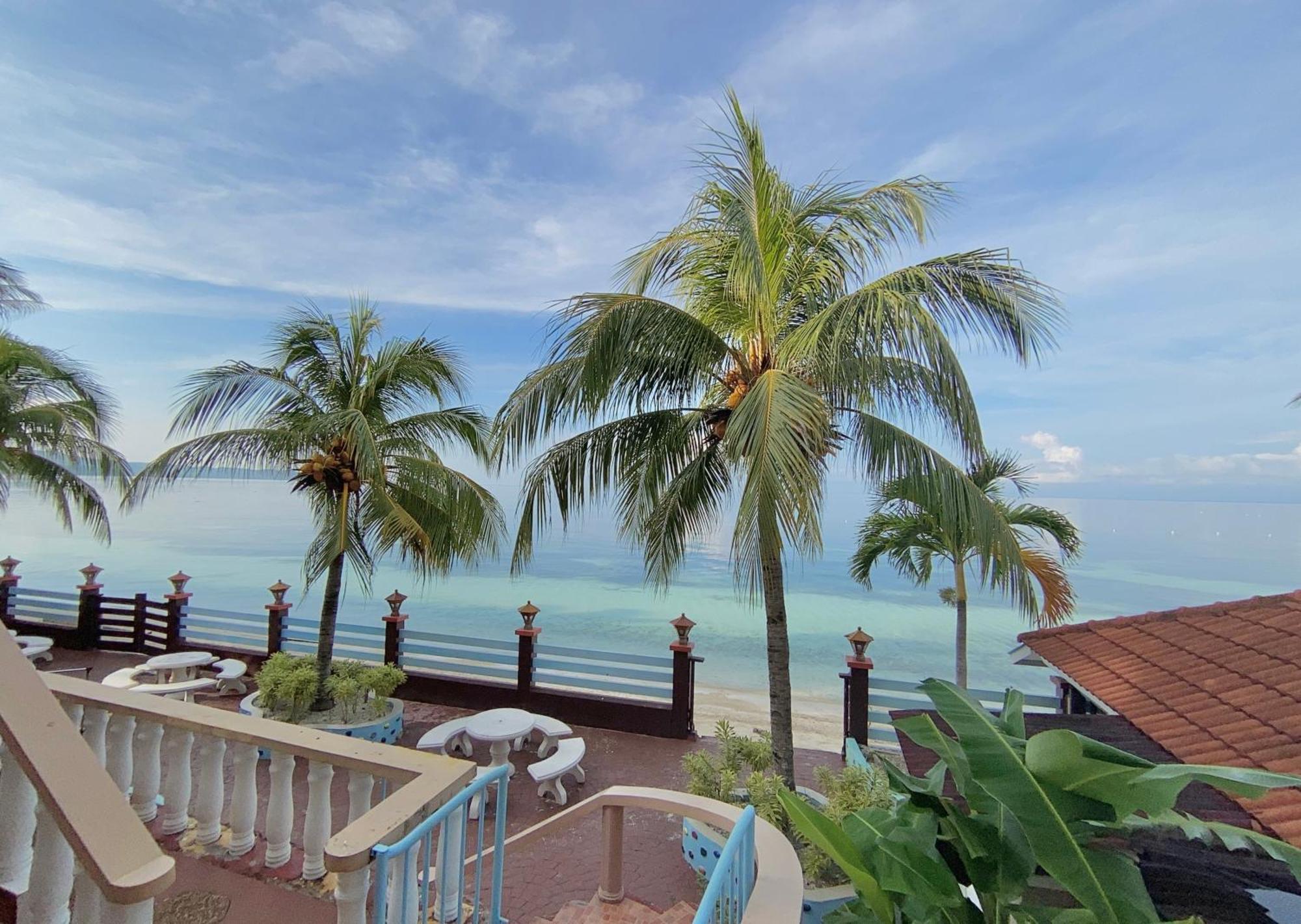 Casaroyal Beachfront Siquijor Exterior foto